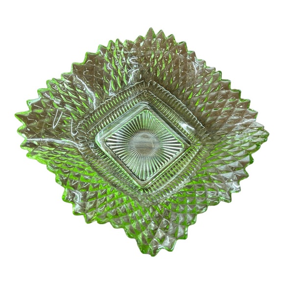 Vintage Glass Green Candy Vaseline Glass  Dish - Picture 2 of 6